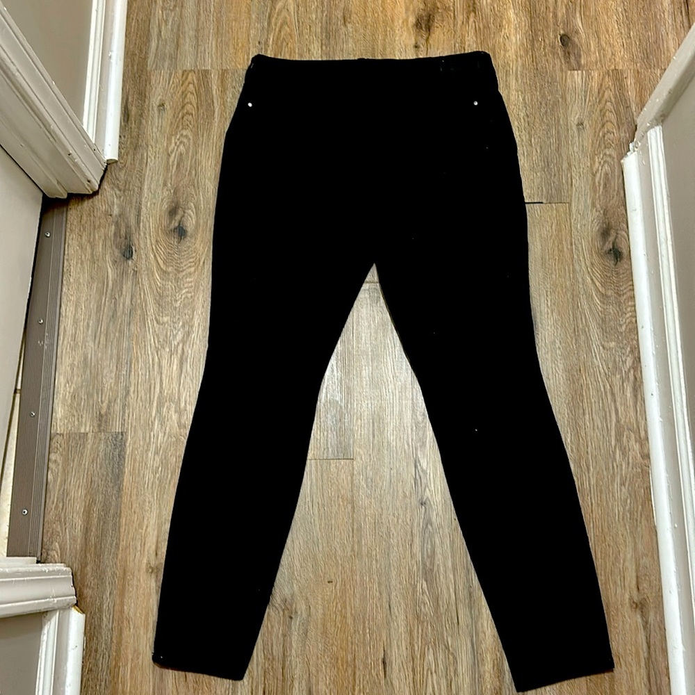 DKNY jeggings, grey&black pattern on the front and black on the back.